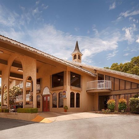 Best Western Sunday House Inn Kerrville Kültér fotó