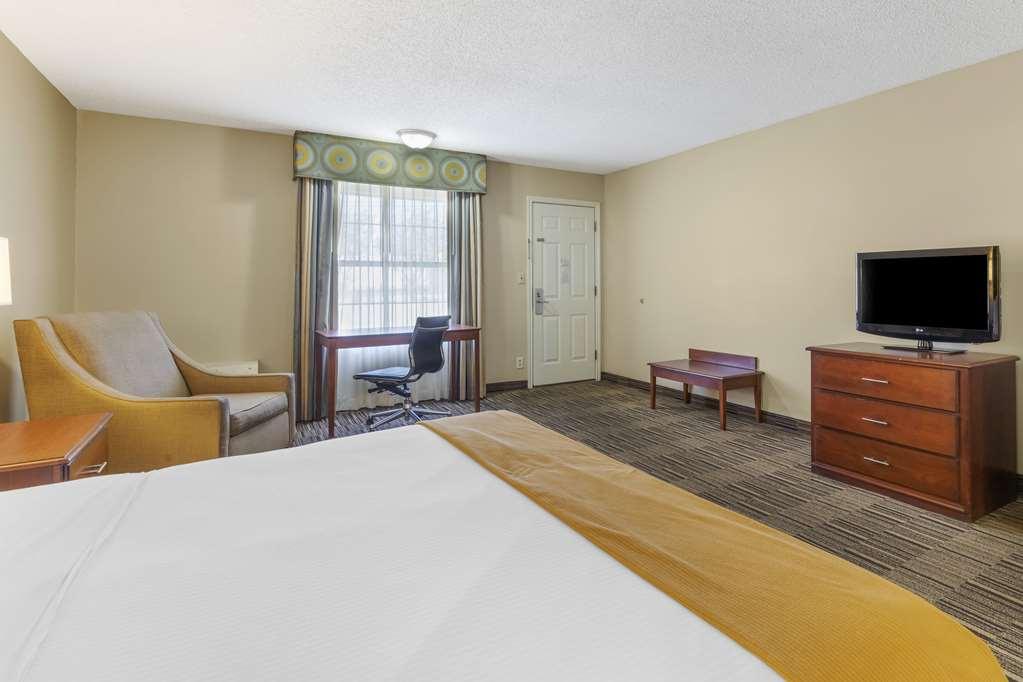 Best Western Sunday House Inn Kerrville Szoba fotó