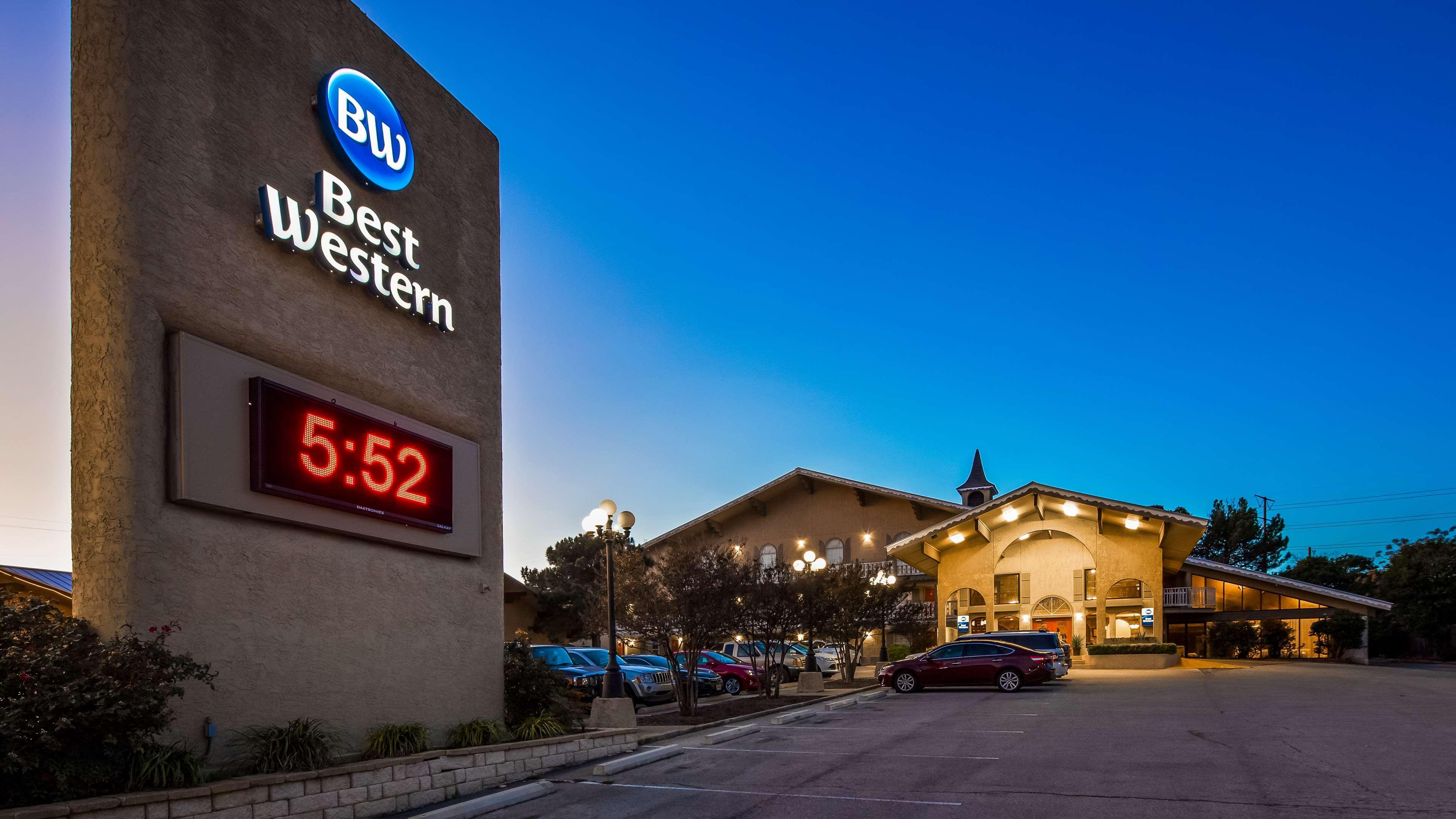 Best Western Sunday House Inn Kerrville Kültér fotó
