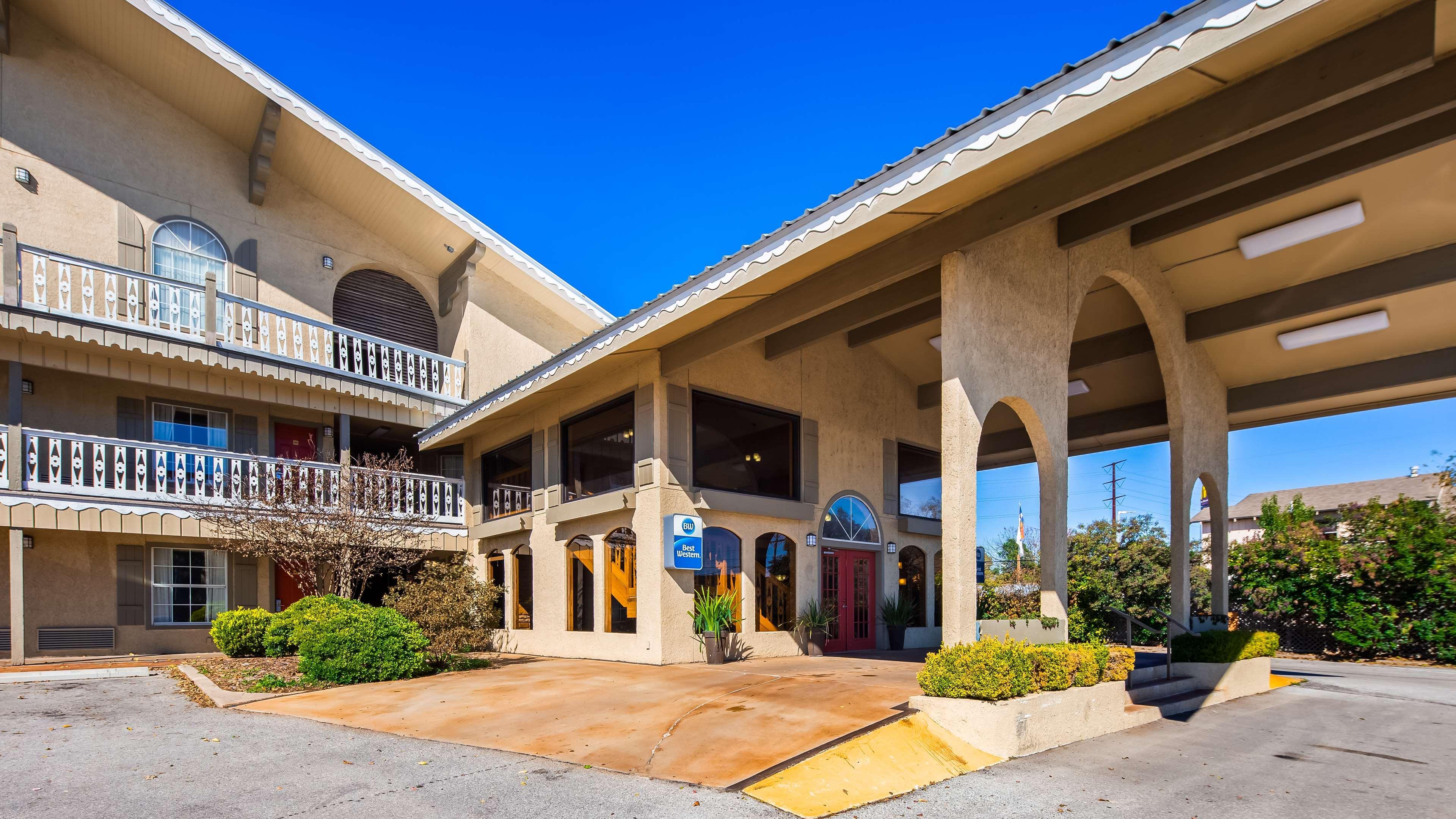 Best Western Sunday House Inn Kerrville Kültér fotó