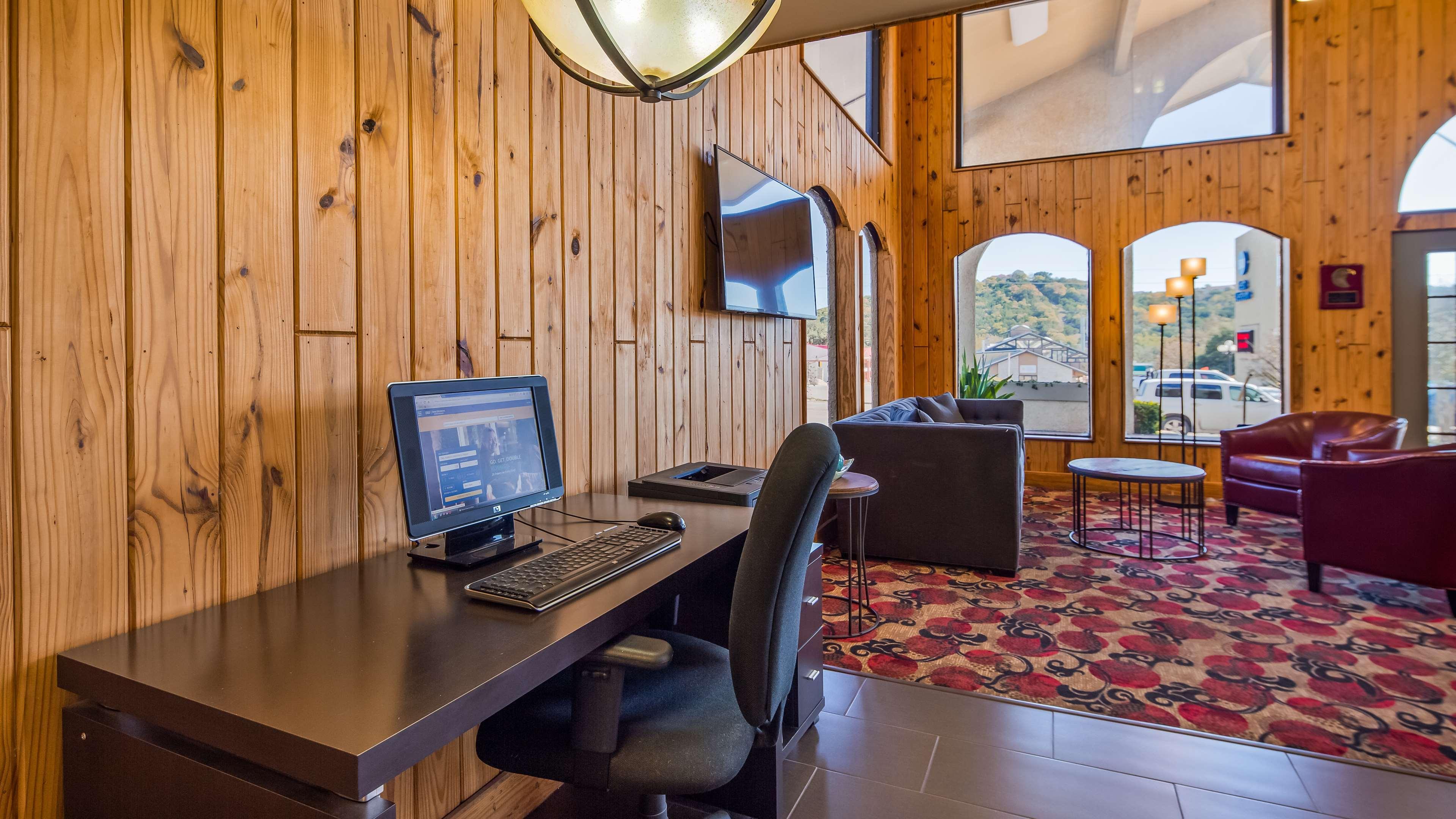 Best Western Sunday House Inn Kerrville Kültér fotó