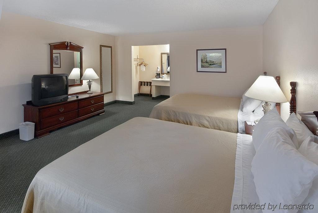 Best Western Sunday House Inn Kerrville Szoba fotó