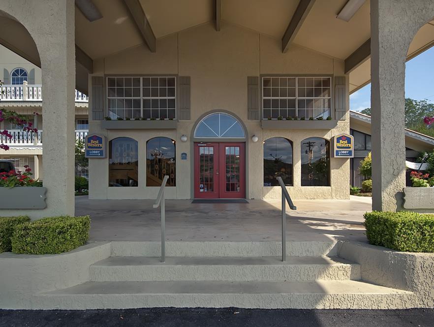 Best Western Sunday House Inn Kerrville Kültér fotó